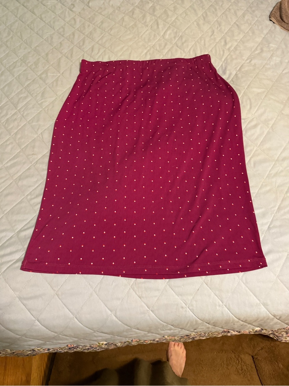 Simply Styled Fuchsia Midi Skirt with White Dot Print